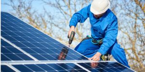 Installation Maintenance Panneaux Solaires Photovoltaïques à Arinthod